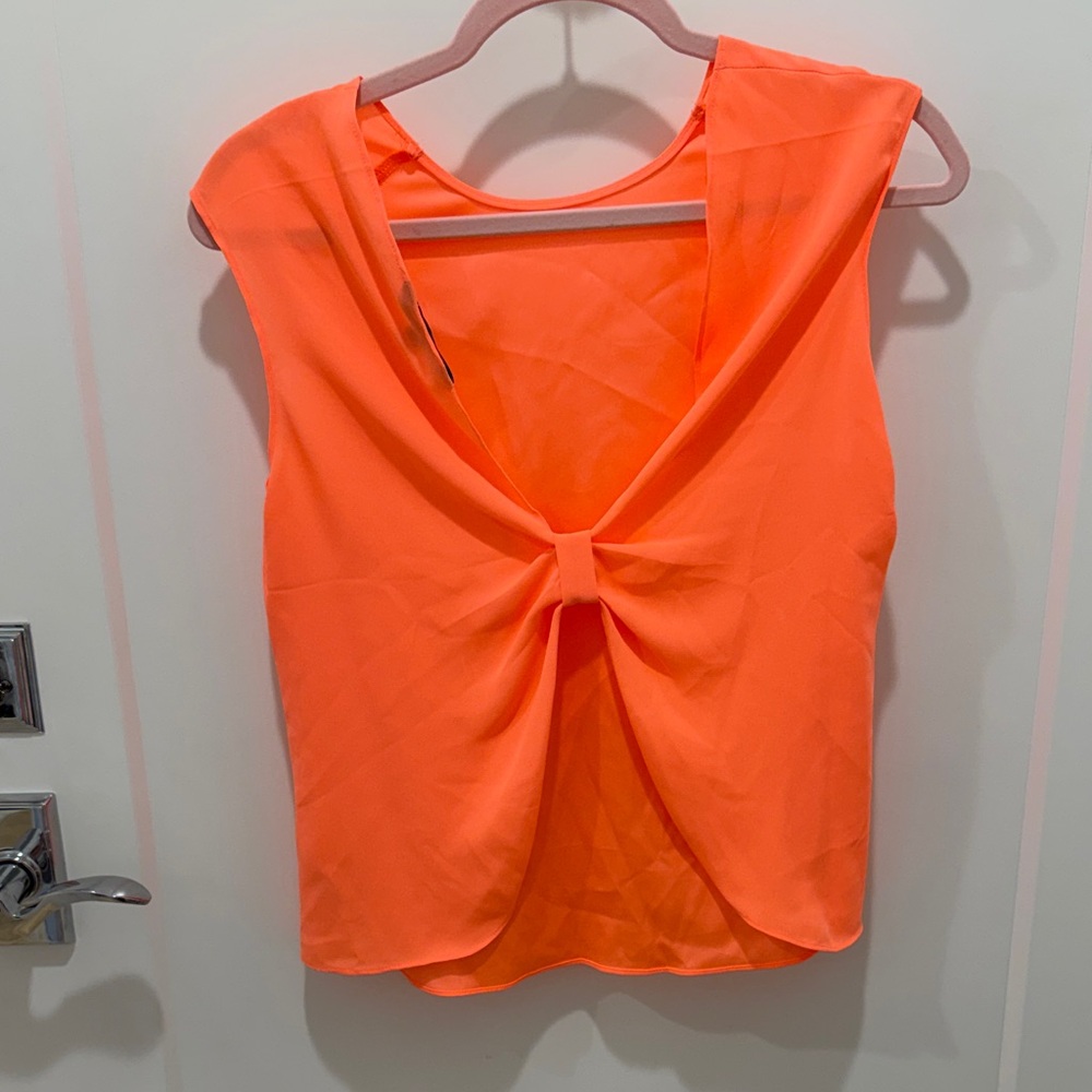 Express Neon Pink Cap-Sleeve Backless Shell Top - Picture 3 of 3